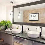 Tilley Lounge Cocoon Gasthof Fitou