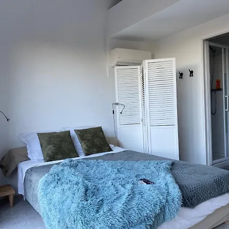 Guest house Tilley Lounge Cocoon *