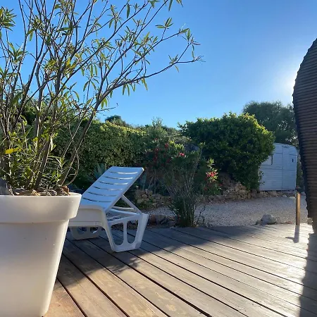 Tilley Lounge Cocoon Affittacamere