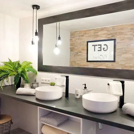 Tilley Lounge Cocoon Affittacamere Fitou