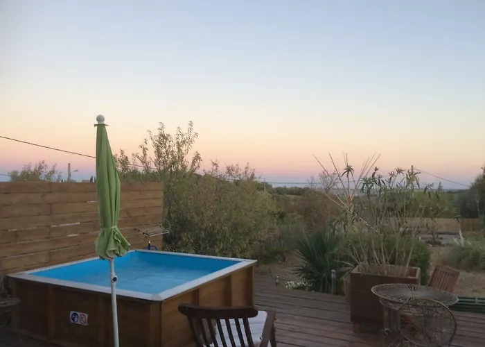 Tilley Lounge Cocoon Casa de hóspedes *